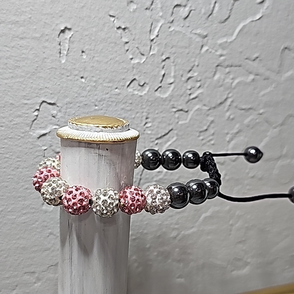 Pinkand white crystal hematite bracelet 🆕
